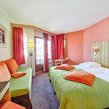 Hotel Les Bruyeres Les Menuires Habitación foto
