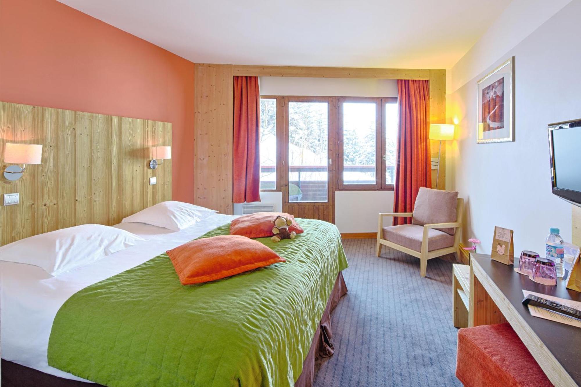 Hotel Les Bruyeres Les Menuires Habitación foto