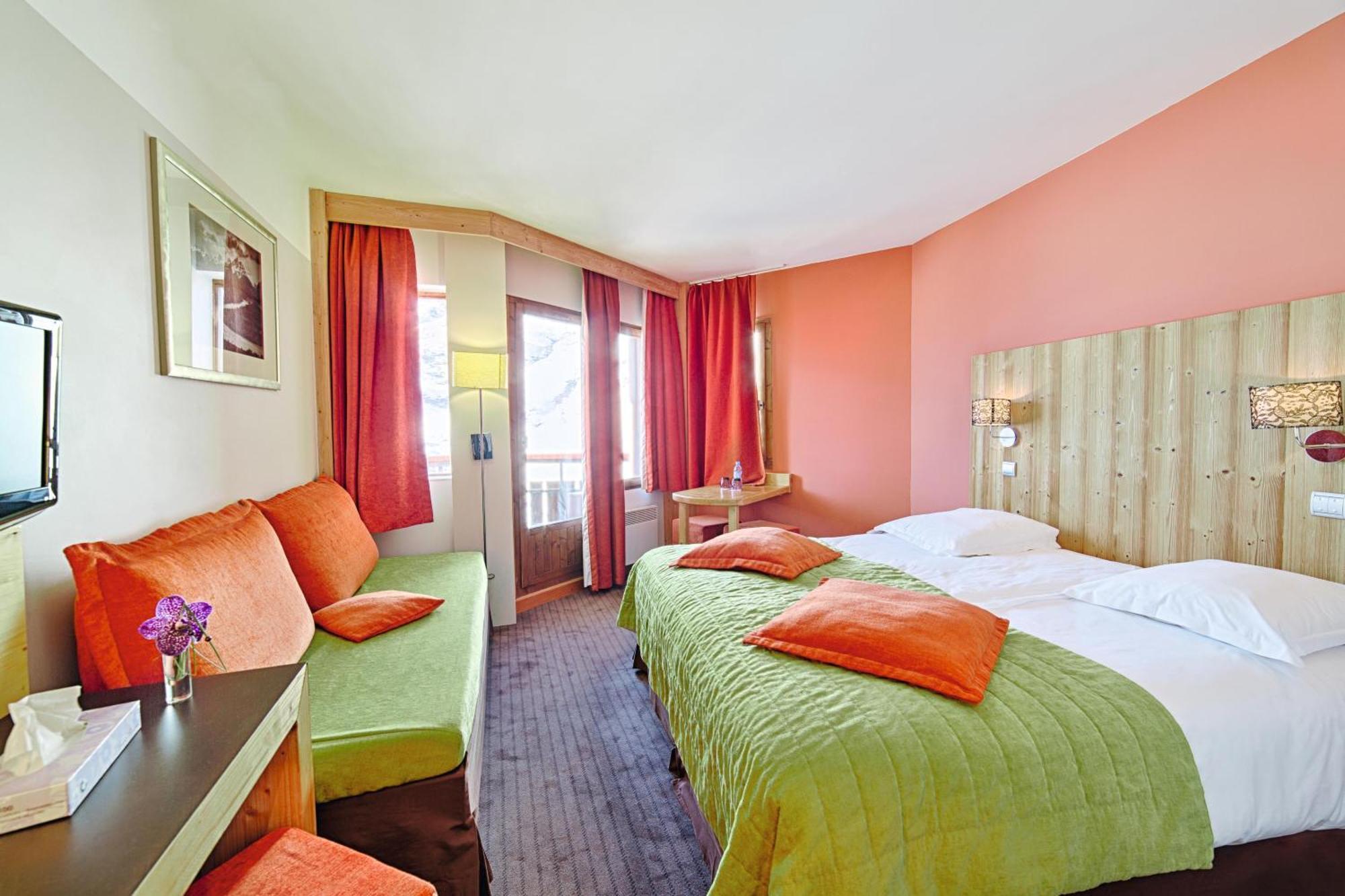 Hotel Les Bruyeres Les Menuires Habitación foto